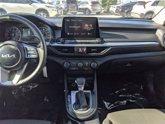 2023 Kia Forte LX photo 12