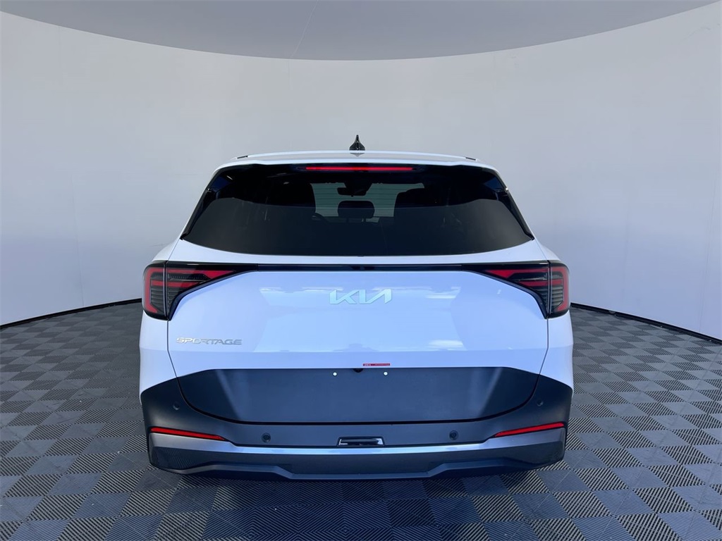 2026 Kia Sportage LX photo 4