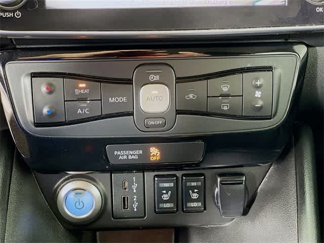 2021 Nissan Leaf SV photo 15