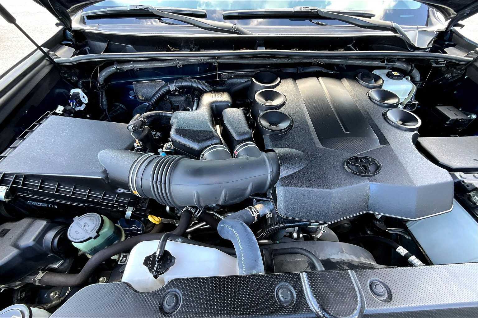 2021 Toyota 4Runner SR5 4WD photo 27