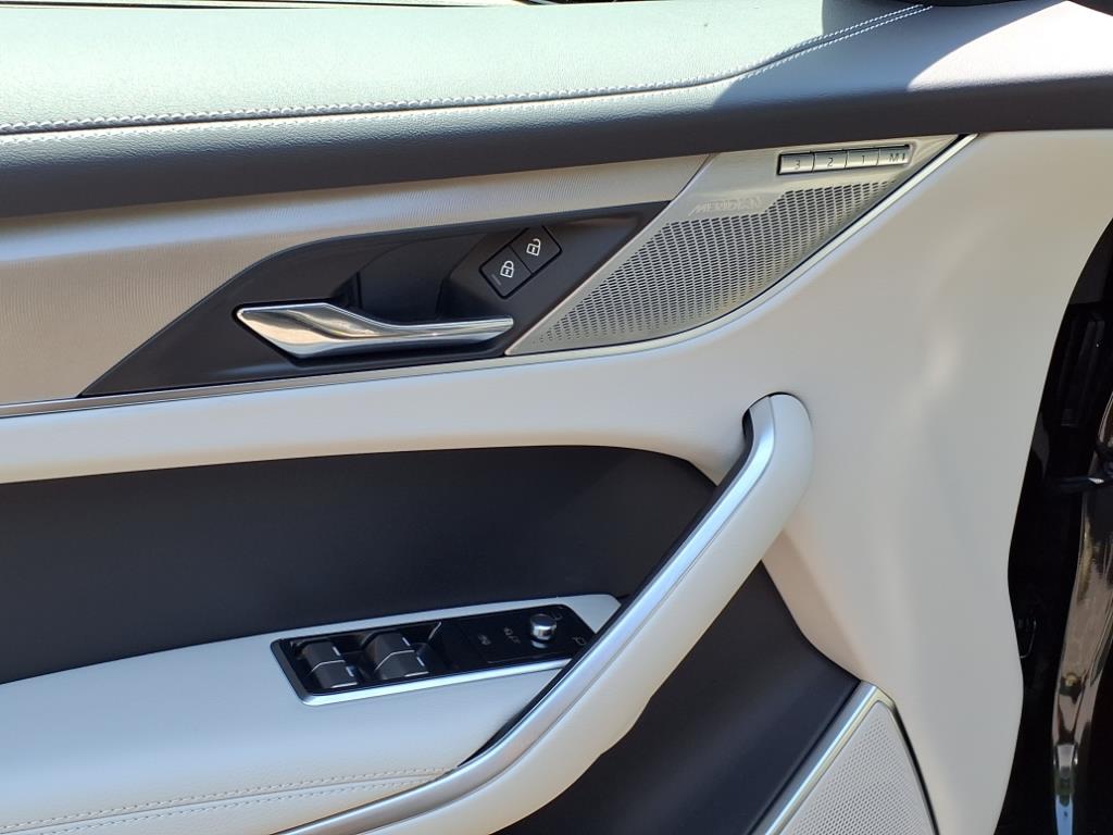 2026 Jaguar F-PACE P250 R-Dynamic S photo 9