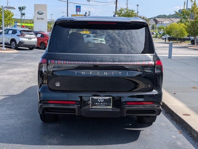 2026 Infiniti QX80 photo 5