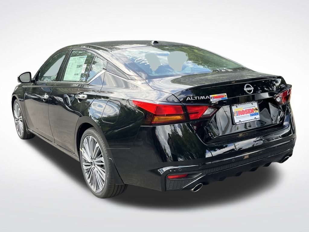 2025 Nissan Altima 2.5 SL photo 3