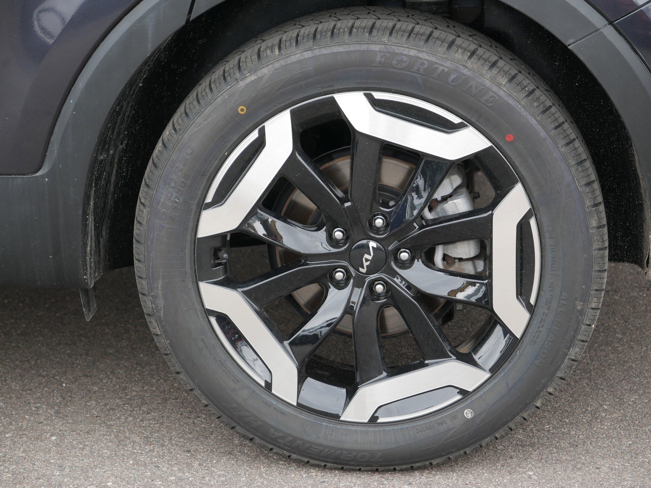 2025 Kia Telluride S photo 15