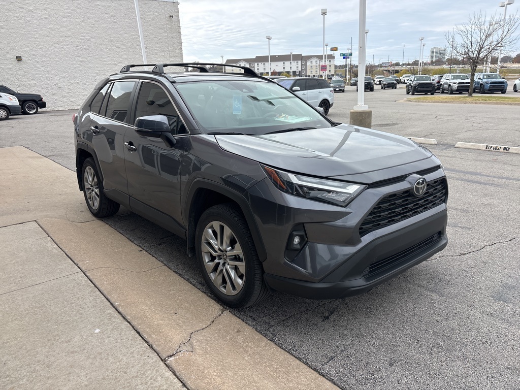 2024 Toyota RAV4 XLE Premium's photo