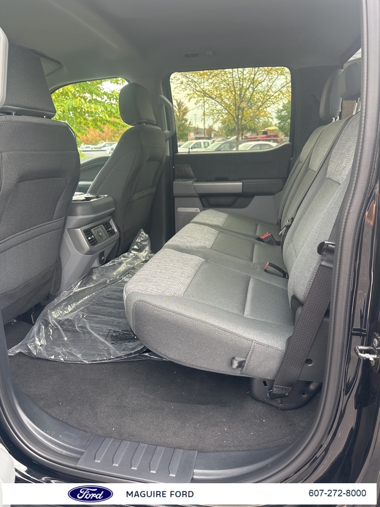 2026 Ford F-250 XLT photo 9