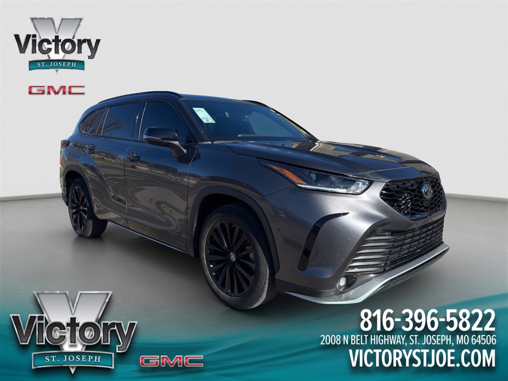 2023 Toyota Highlander XSE's photo