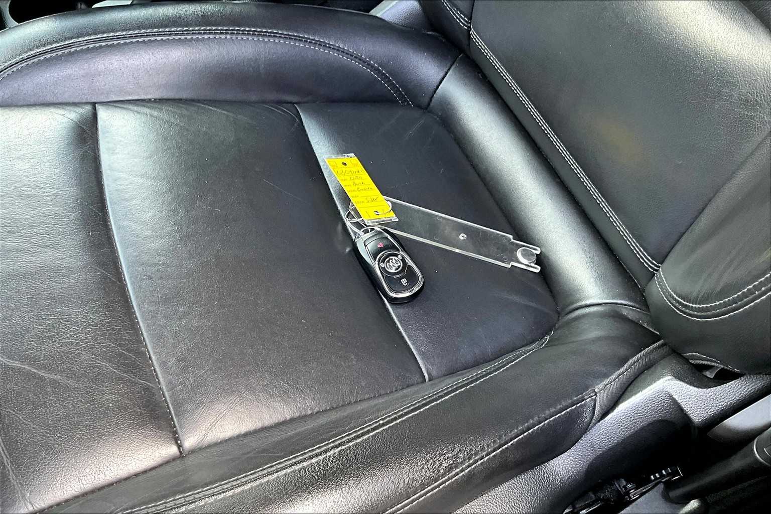 2020 Buick Encore Essence photo 13