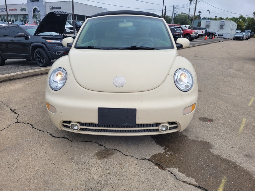 2005 Volkswagen Beetle GLS photo 3