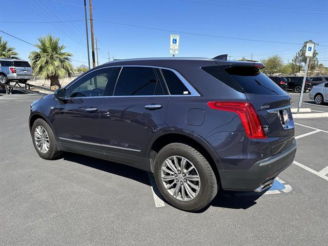 2018 Cadillac XT5 Luxury photo 3