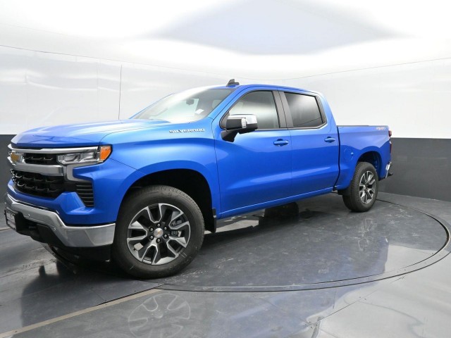 2025 Chevrolet Silverado 1500 LT's photo