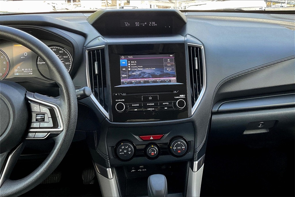 2022 Subaru Forester Base photo 5