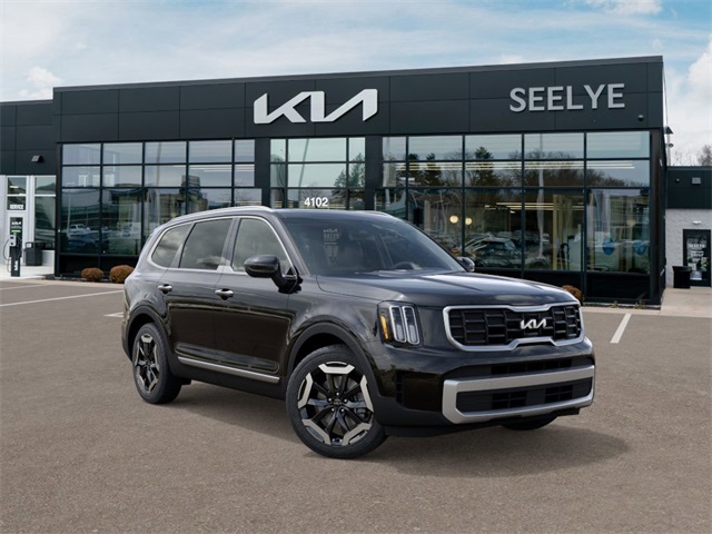 2025 Kia Telluride S photo 3