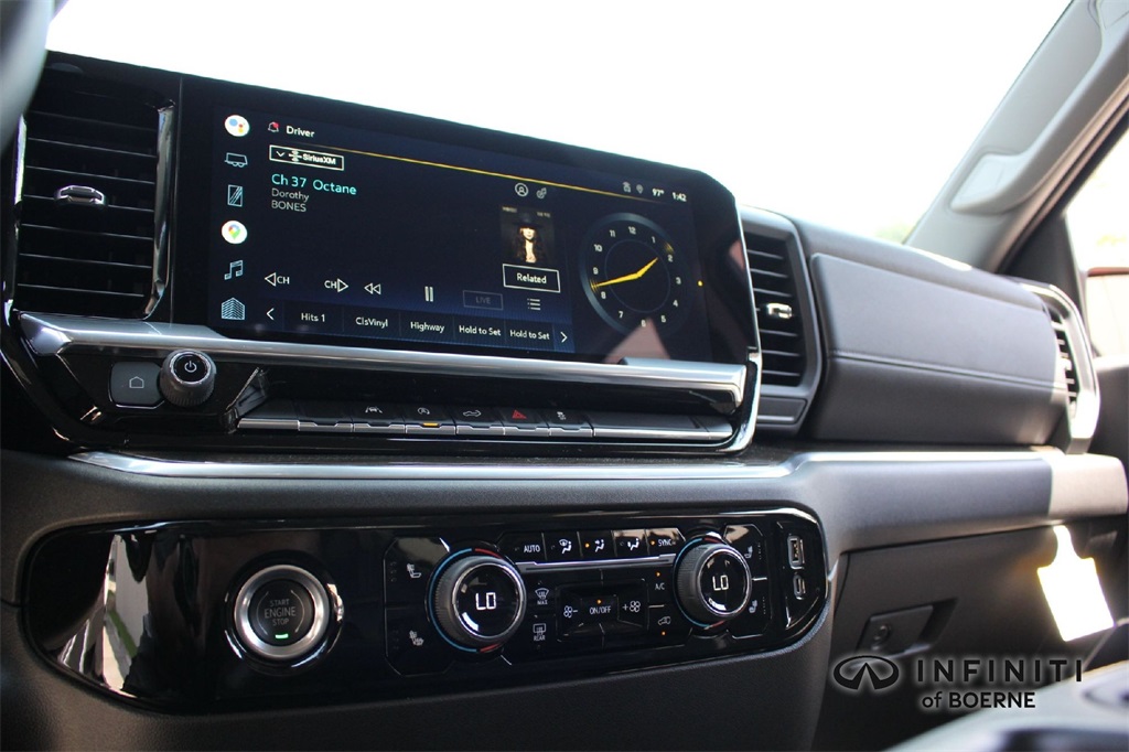 2022 Chevrolet Silverado 1500 LT photo 15