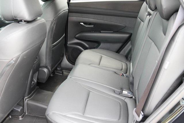New 2025 Black Hyundai SEL Convenience FWD image 12