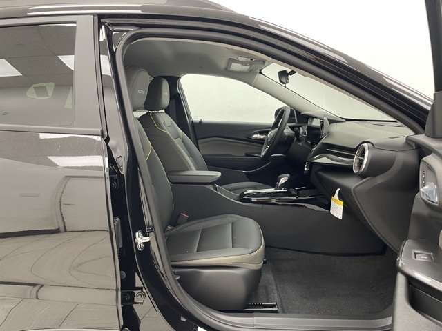 2025 Chevrolet Trax ACTIV photo 9