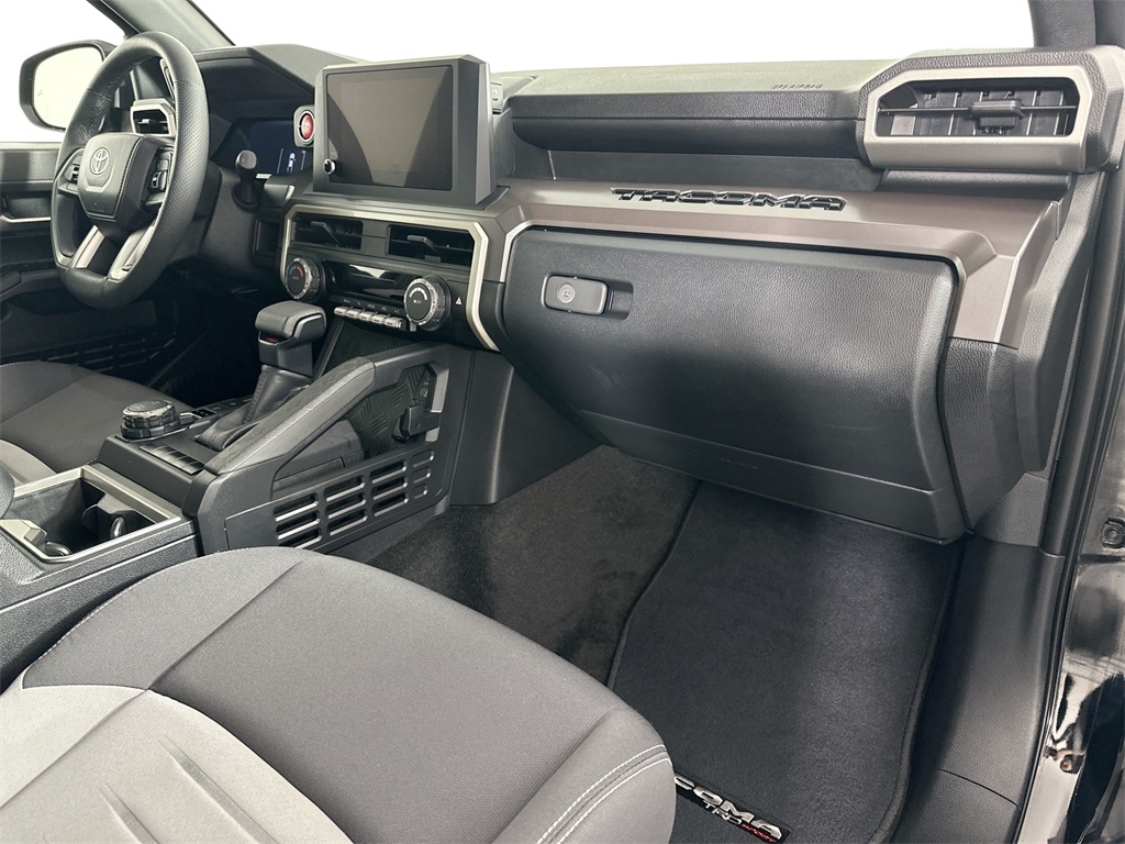 2024 Toyota Tacoma TRD Sport 4x4 photo 25