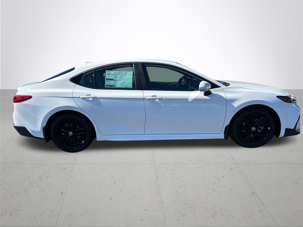 2026 Toyota Camry SE photo 6