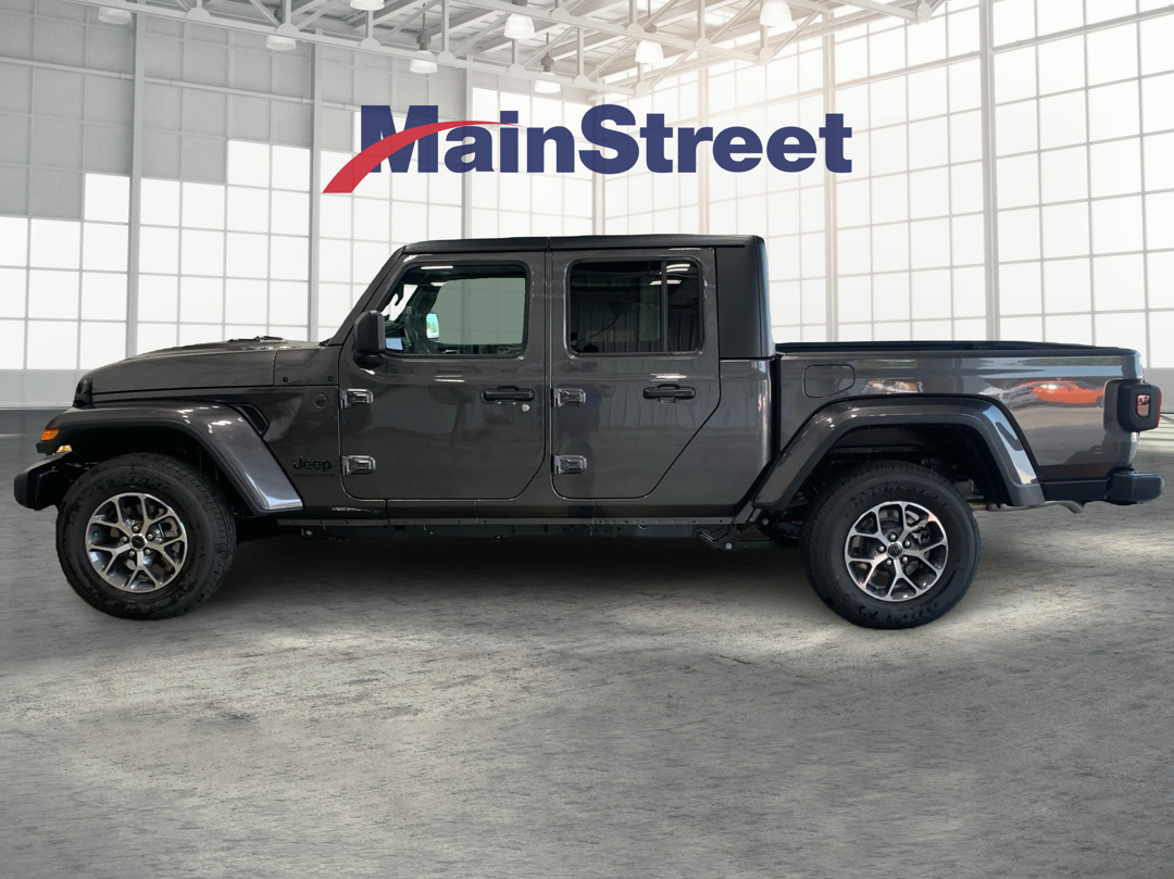 2025 Jeep Gladiator Sport S photo 2