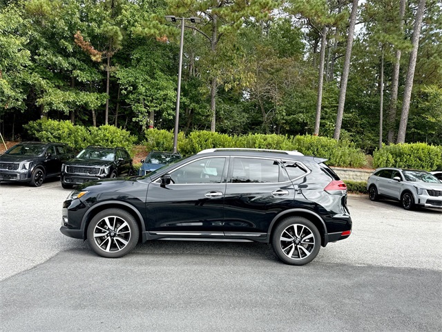 2018 Nissan Rogue SL photo 2