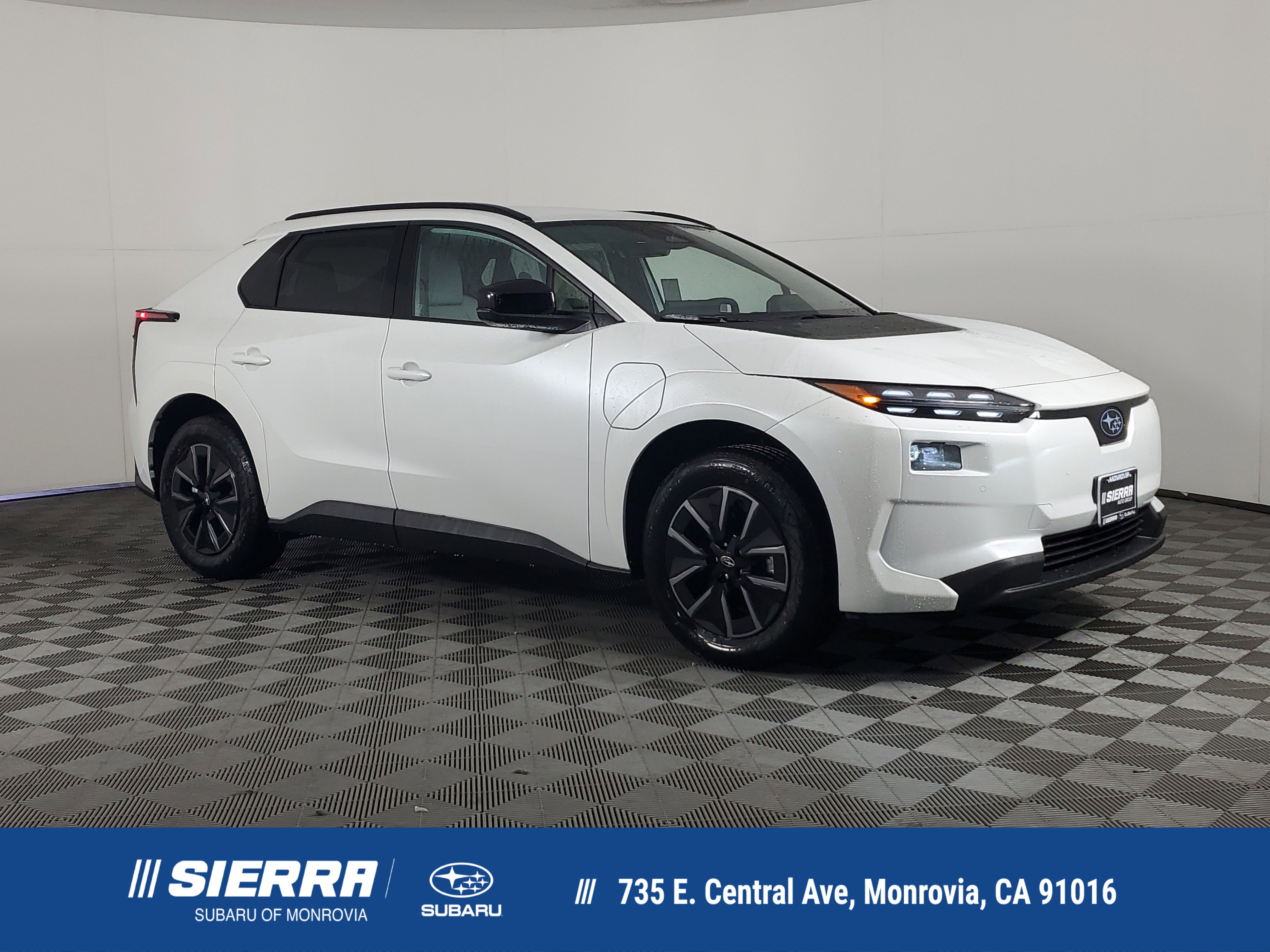 2026 Subaru Solterra Premium's photo