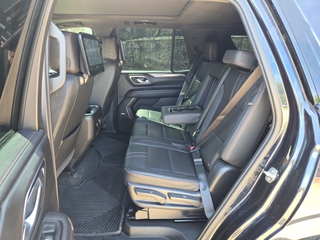 2021 Chevrolet Tahoe RST photo 14