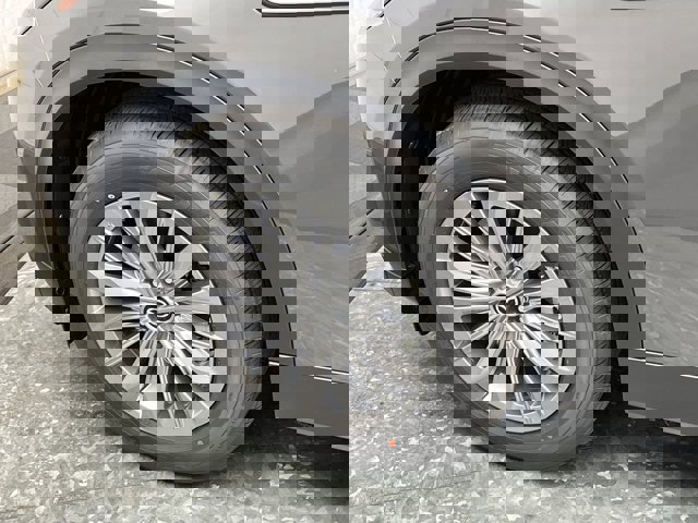 2025 Mazda CX-90 Preferred photo 33