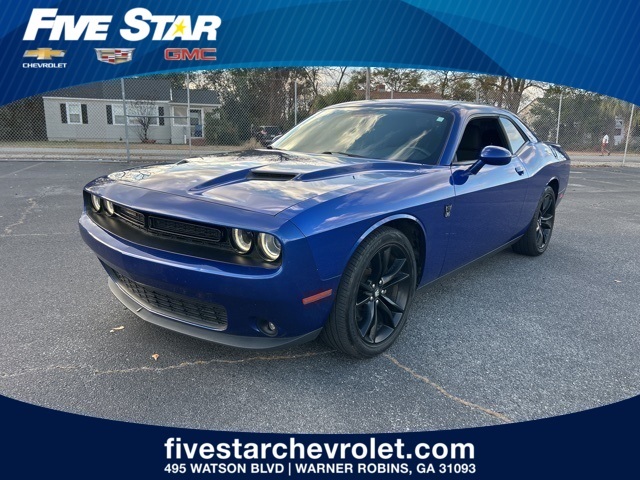 2018 Dodge Challenger SXT's photo