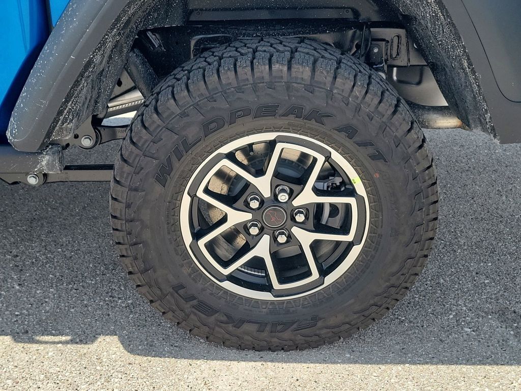 2025 Jeep Gladiator Rubicon photo 18