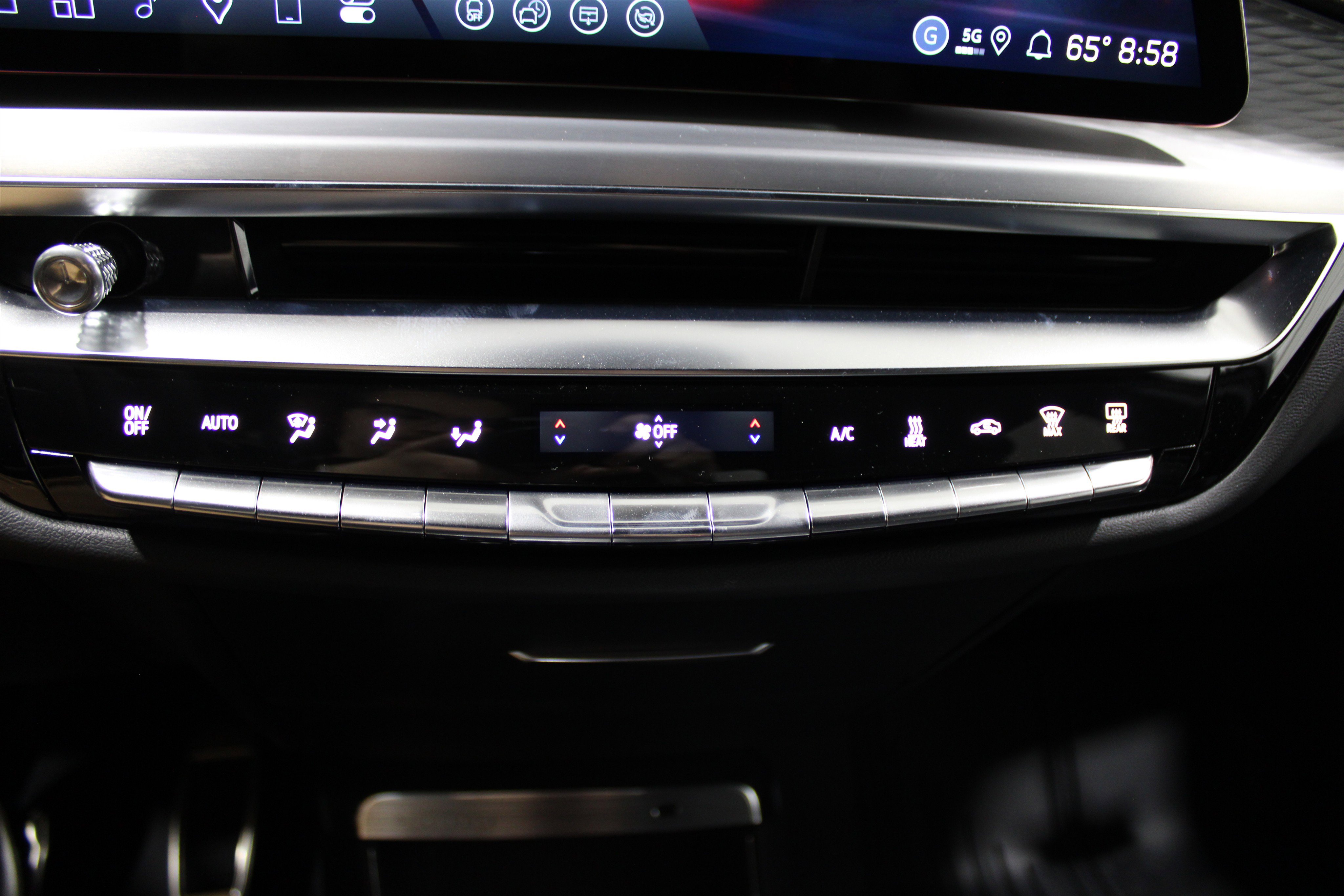 2026 Cadillac Lyriq photo 20