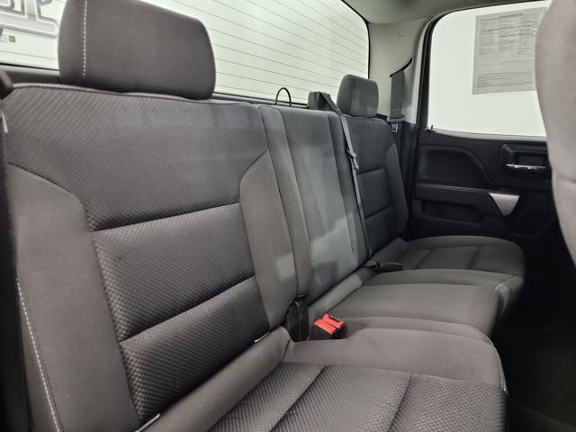 2018 Chevrolet Silverado 1500 LT photo 30