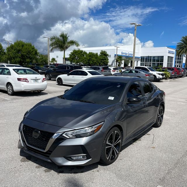 2021 Nissan Sentra SR photo 3