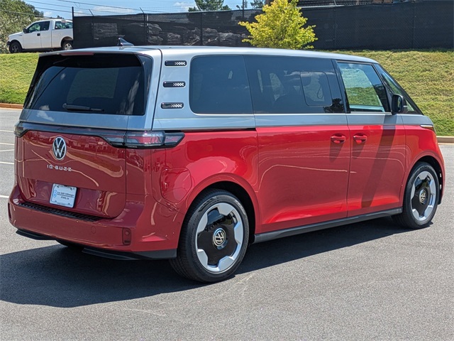 2025 Volkswagen ID. Buzz Pro Plus photo 3