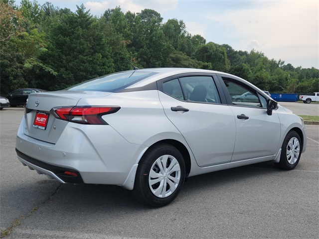 2025 Nissan Versa S photo 2