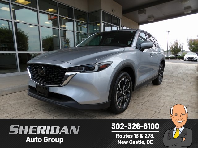2022 Mazda CX-5 S Premium package