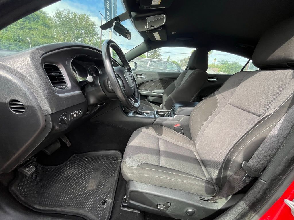 2022 Dodge Charger SXT photo 6