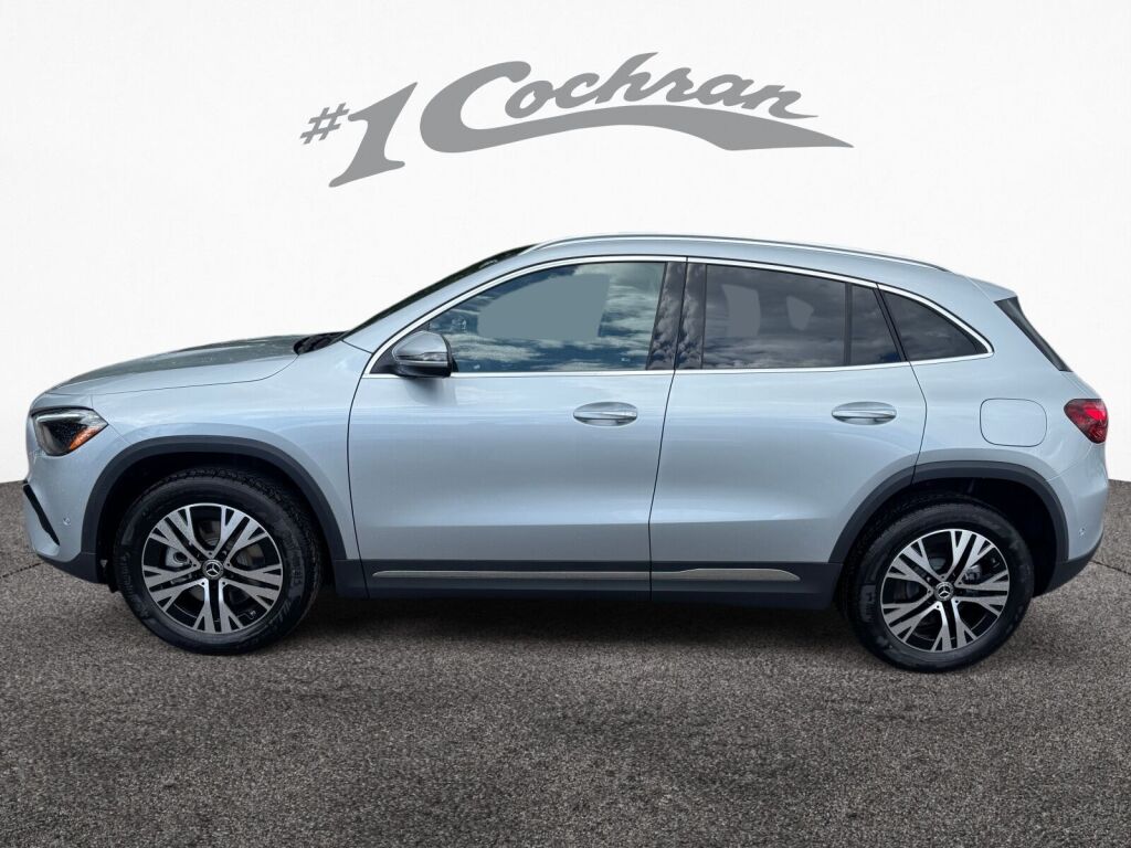 2026 Mercedes Benz GLA 250 4MATIC photo 4
