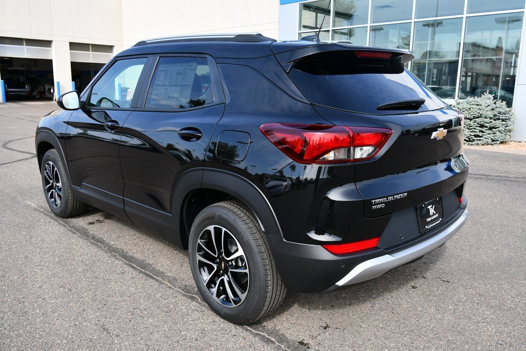 2026 Chevrolet Trailblazer LT photo 3