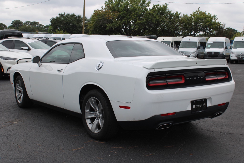 2019 Dodge Challenger SXT photo 8