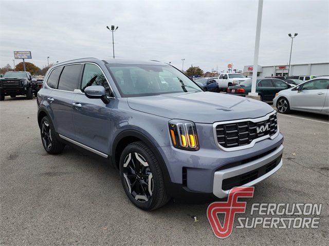 2025 Kia Telluride S's photo