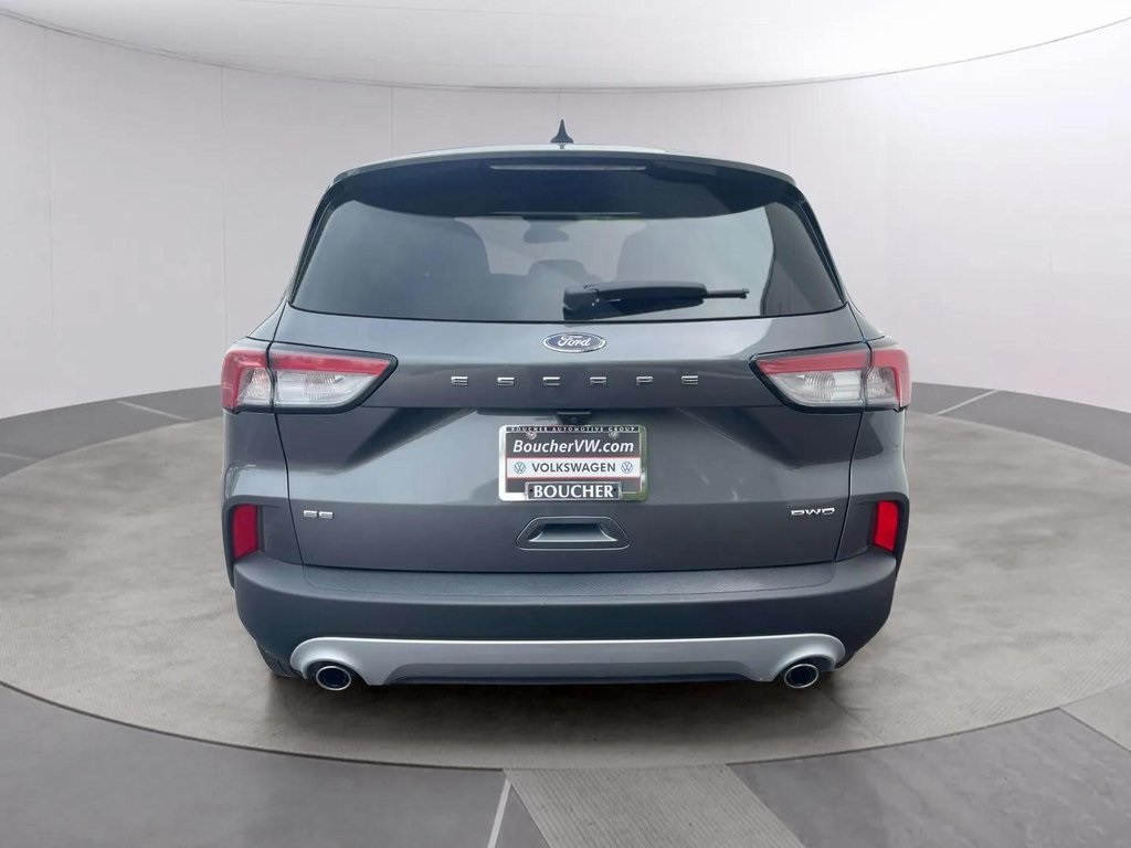2022 Ford Escape SE photo 4