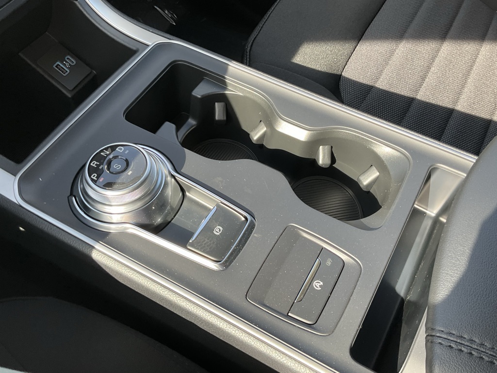 2024 Ford Edge SE photo 6