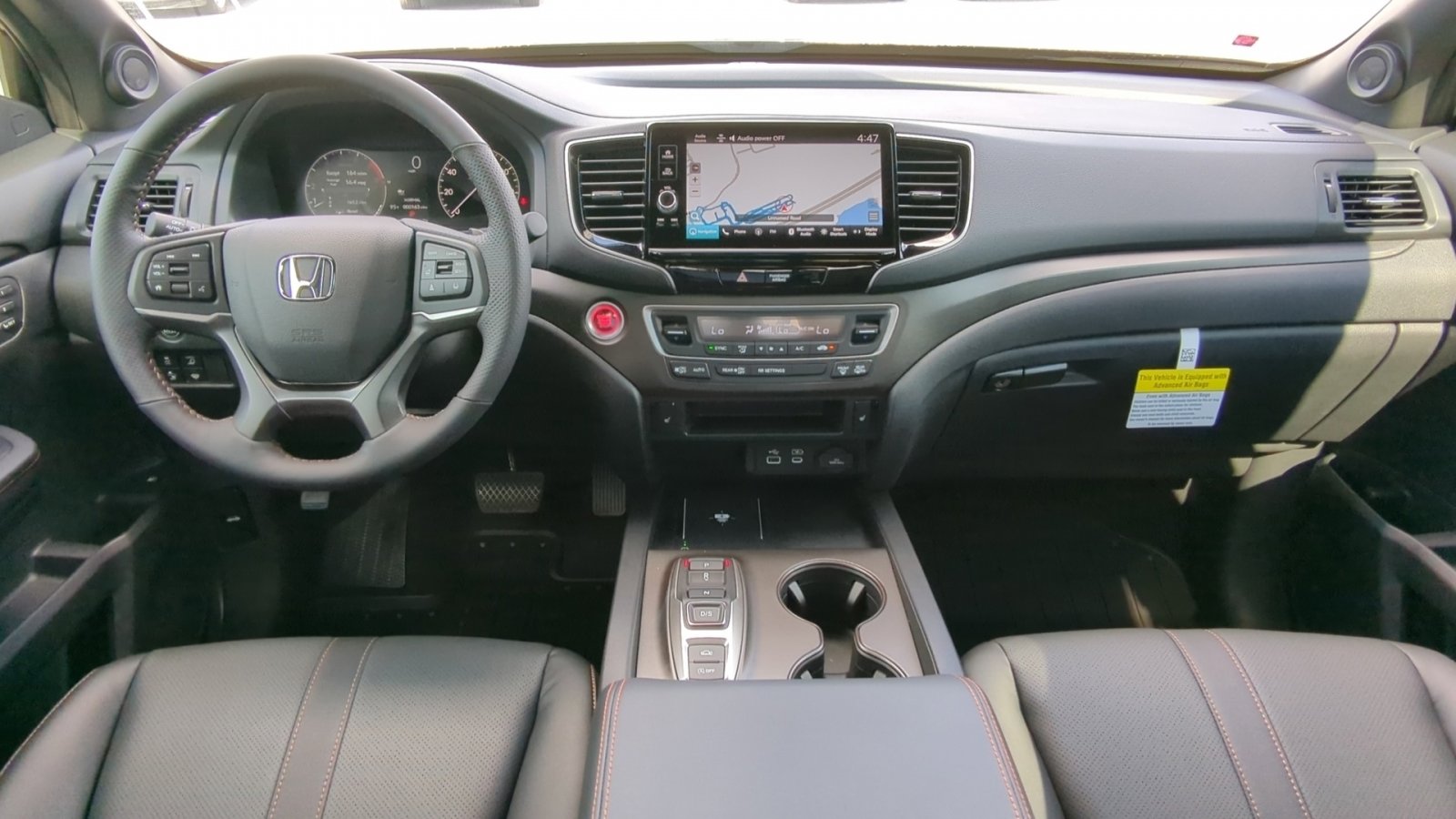2025 Honda Ridgeline TrailSport photo 2