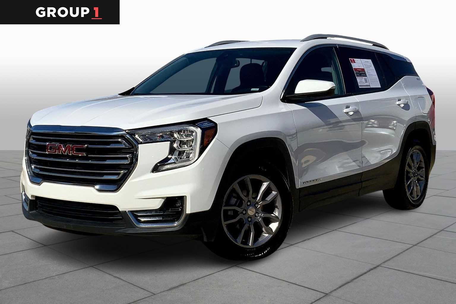 2023 GMC Terrain SLT's photo