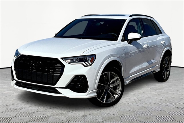 2025 Audi Q3 S Line Premium's photo