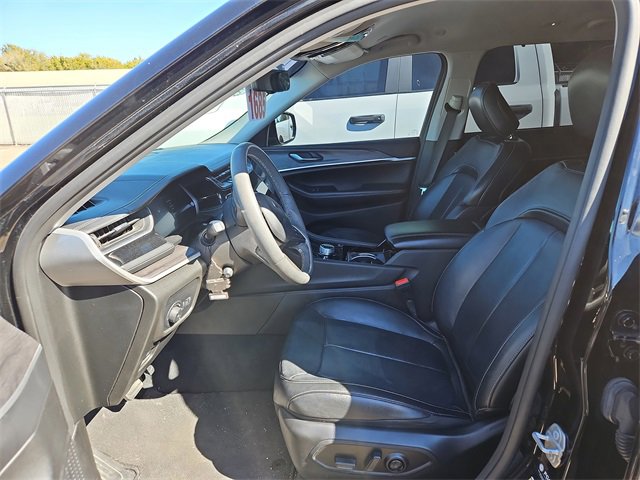 2023 Jeep Grand Cherokee Limited photo 4