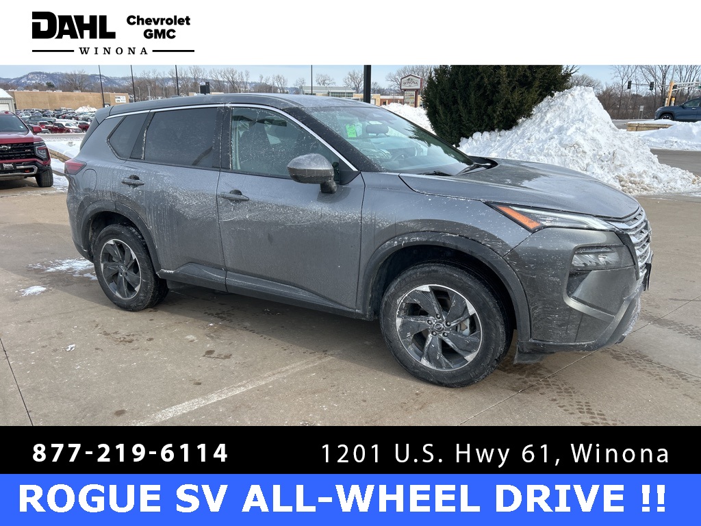 2024 Nissan Rogue SV's photo