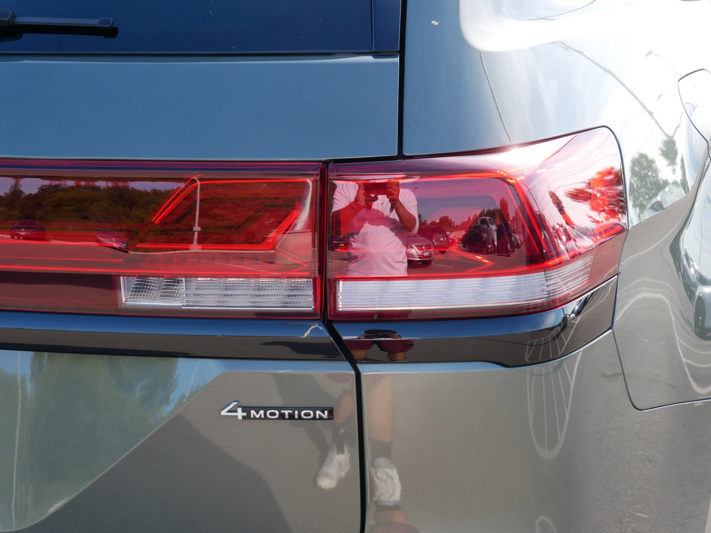 2025 Volkswagen Atlas Peak Edition photo 15