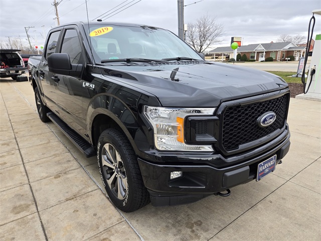 2019 Ford F-150 XL's photo