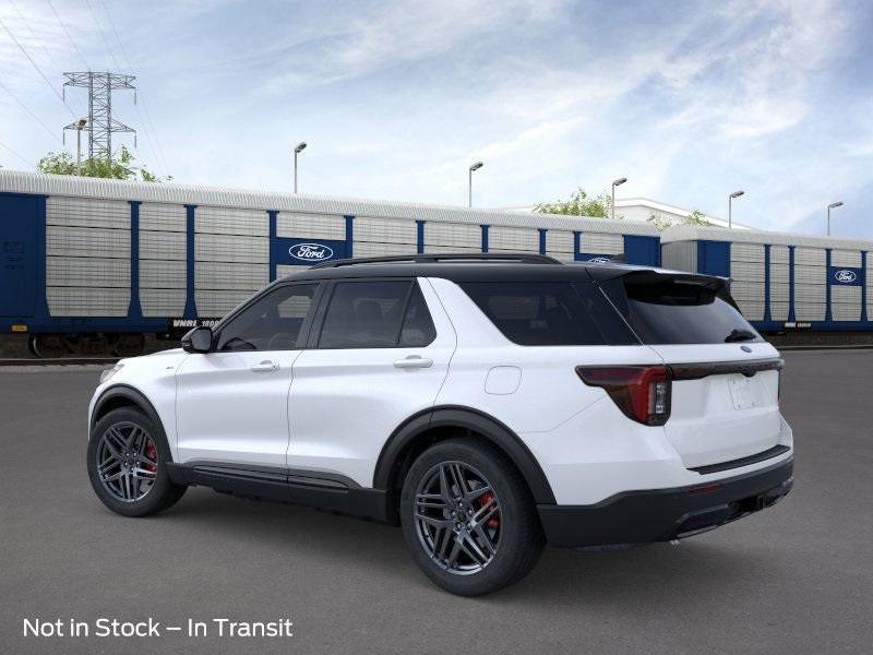 2025 Ford Explorer ST-Line photo 4